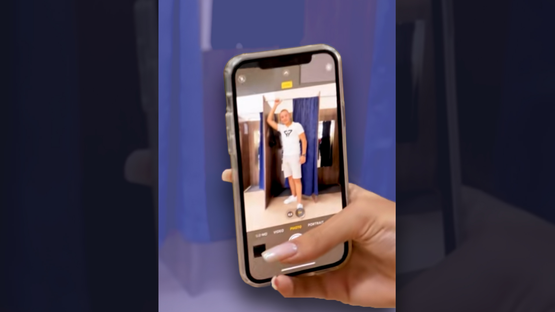 Как Тя го снима срещу как Той я снима